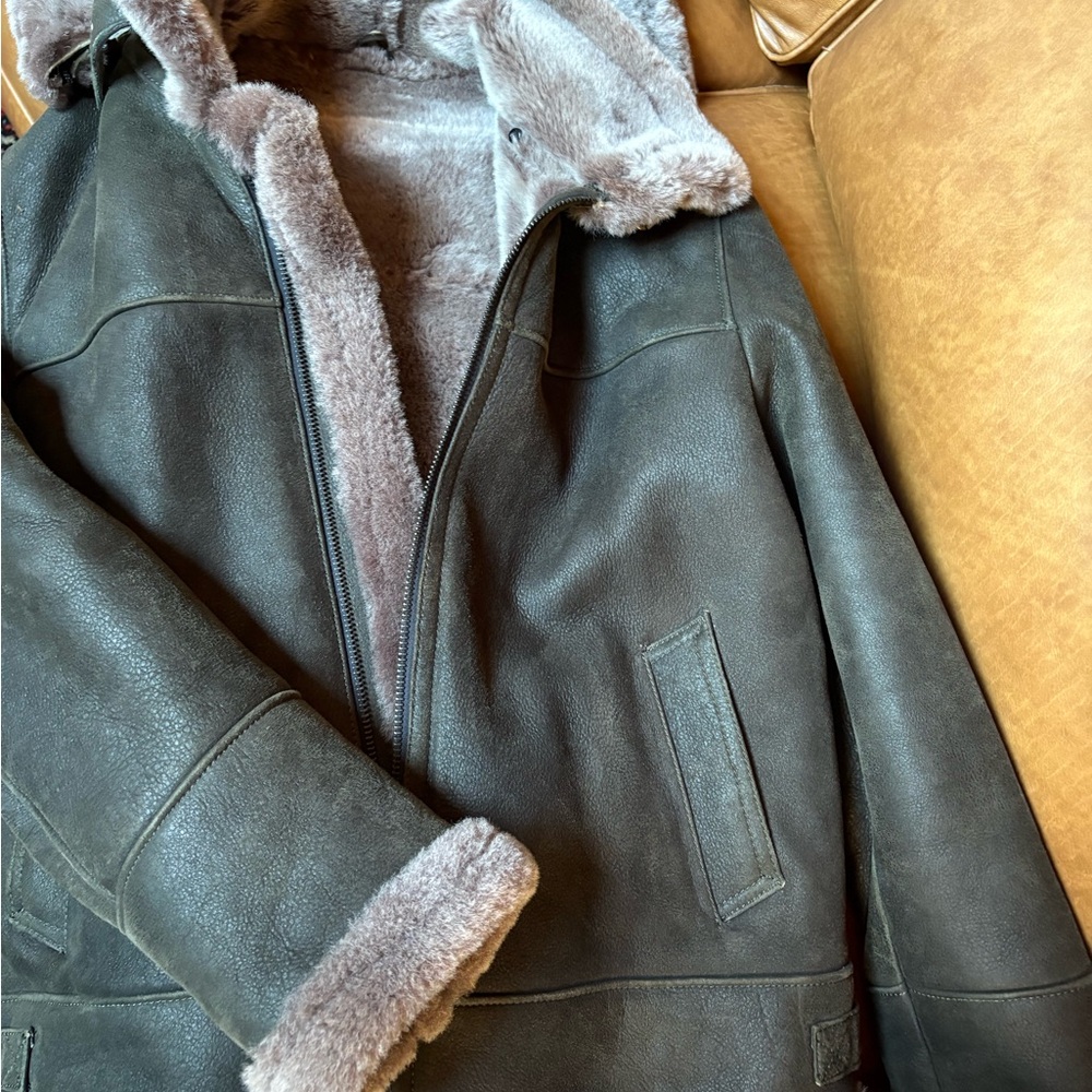 Men’s Faux Fur Lined Jacket - Picture 2 of 10